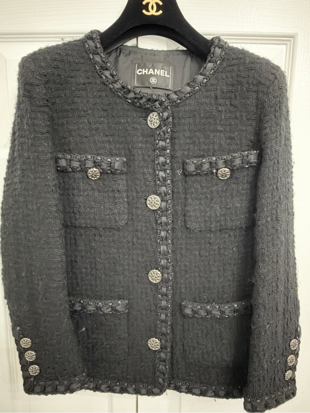 CHANEL black classic Tweed Bouclé Jacket with Metal Button